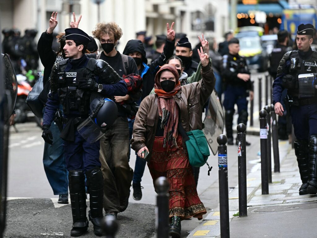 Police Evict Pro-Palestinian Students from Sciences Po University in Paris